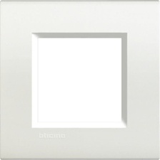 [BTIC_LNA4802BI] Plaque de recouvrement simple LivingLight blanc