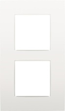 [NIK_120-76200] Plaque de recouvrement verticale double, couleur Blanc intense 120-76200